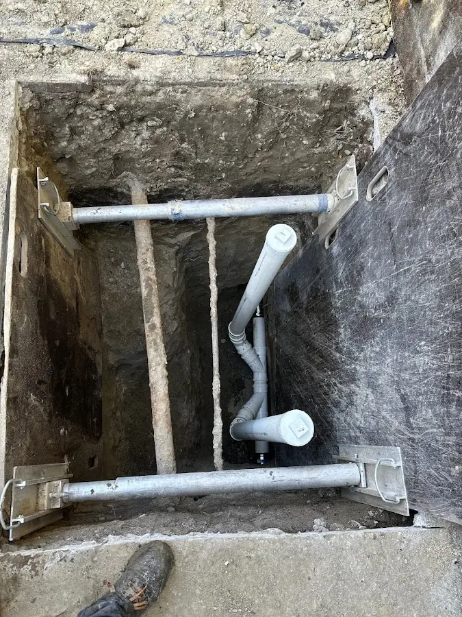 Experienced plumber completing Gas Line Repair work in Algonquin